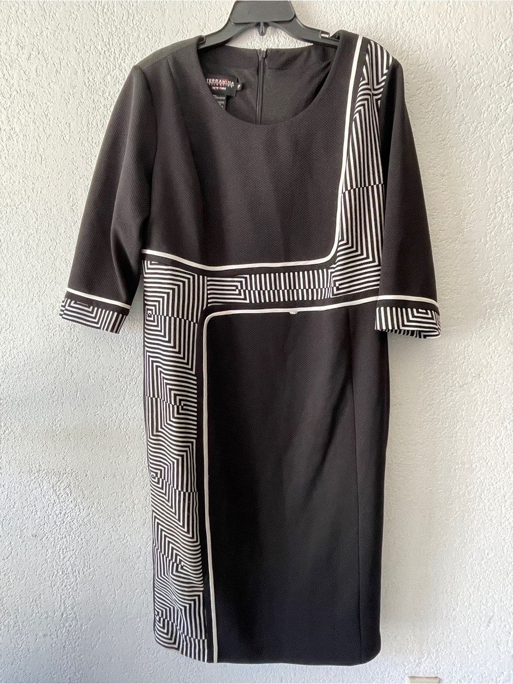 Terramina Collection New York Black and White Sheath Dress size 18